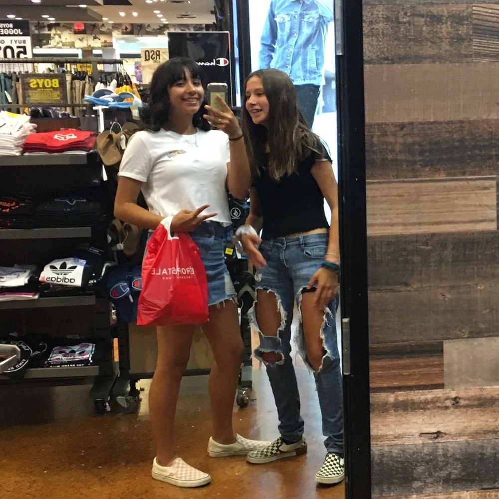 Meet your Posher, Brianna